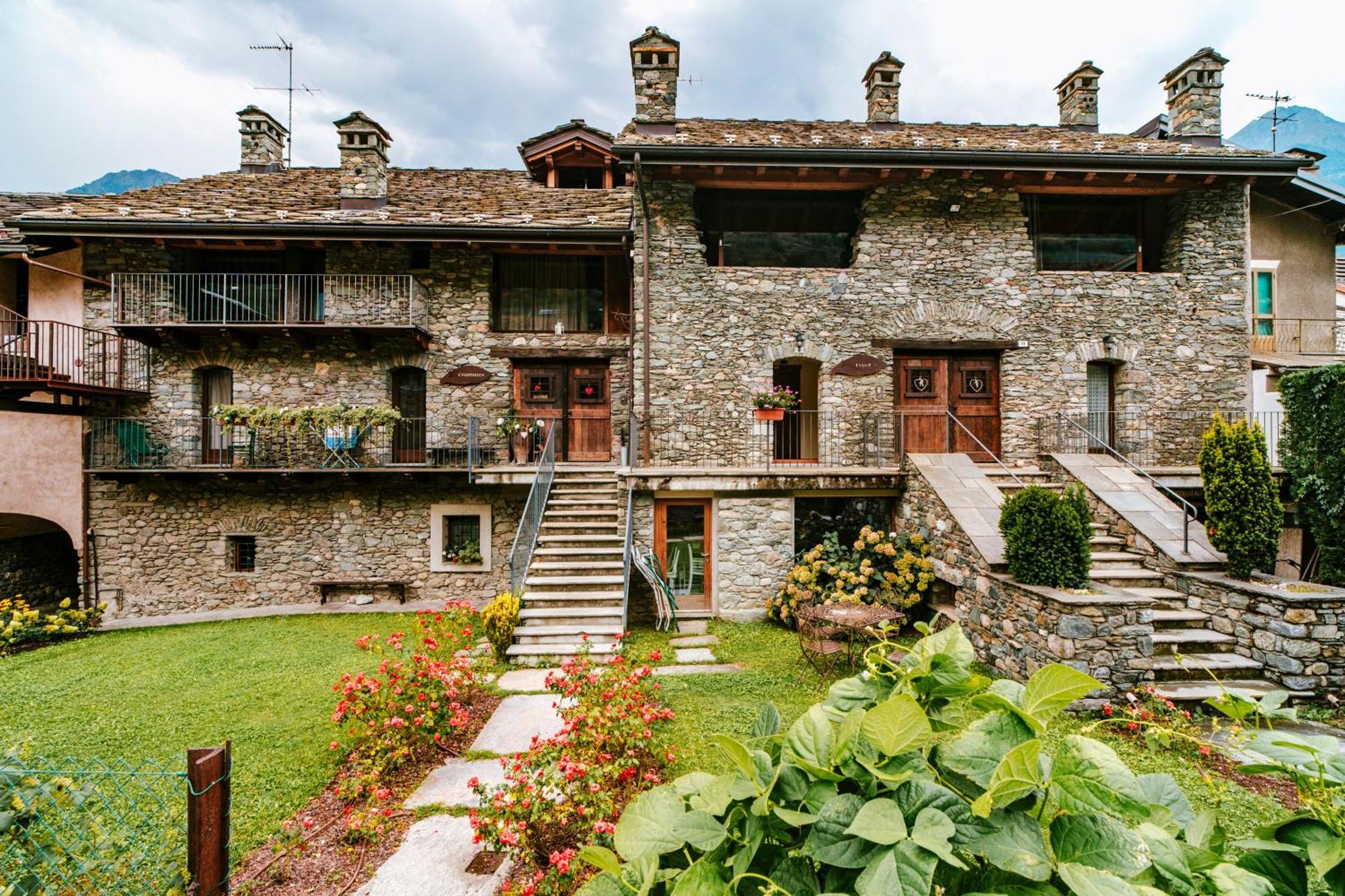 Maison Rosset Agriturismo, Camere, Appartamenti E Spa In Valle D'Aosta Nus Buitenkant foto