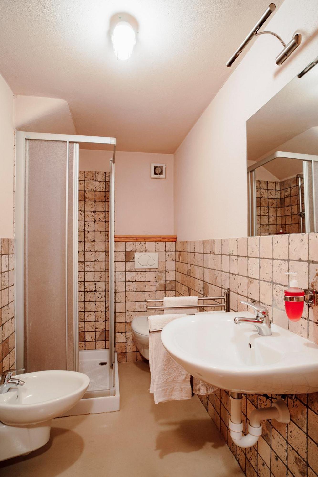 Maison Rosset Agriturismo, Camere, Appartamenti E Spa In Valle D'Aosta Nus Buitenkant foto